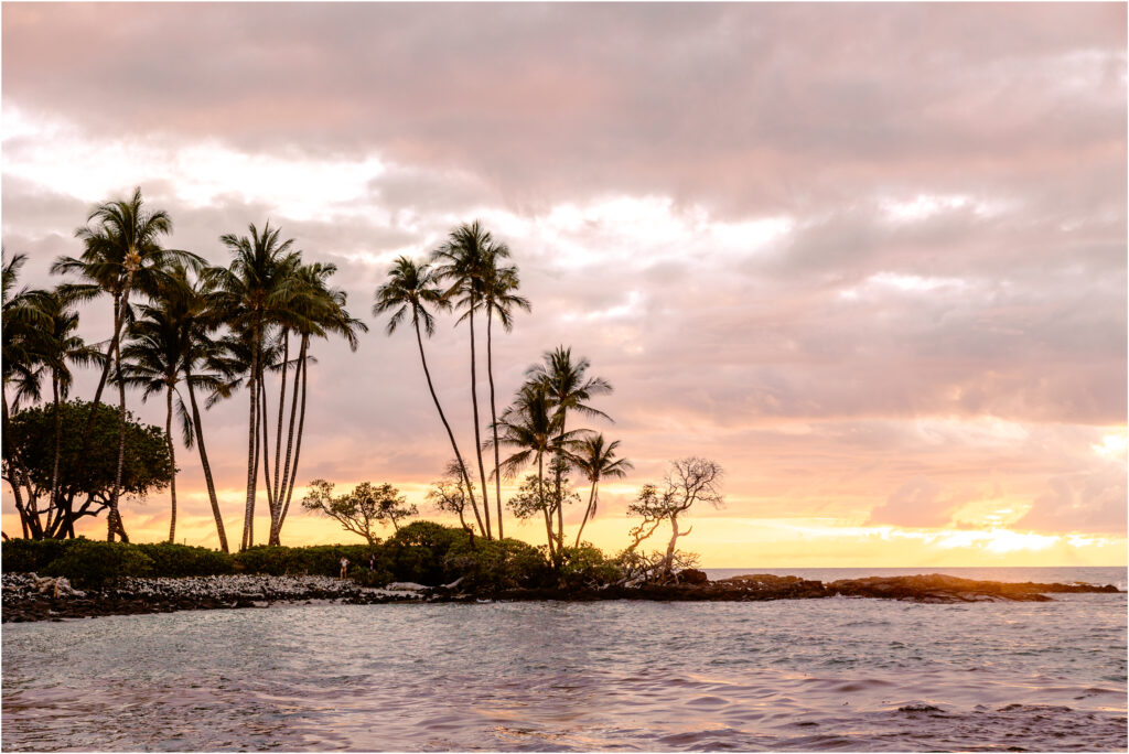 Family photography session at the Fairmont Orchid with Laura Pittman Photography