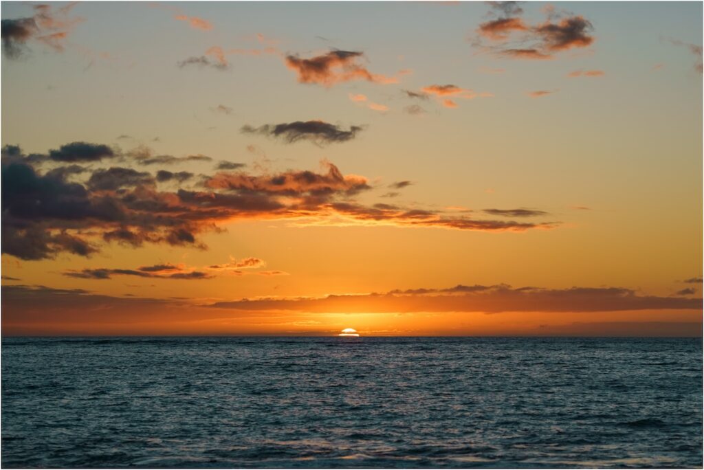 A Bay Beach - Hawaii Portrait Photography-01