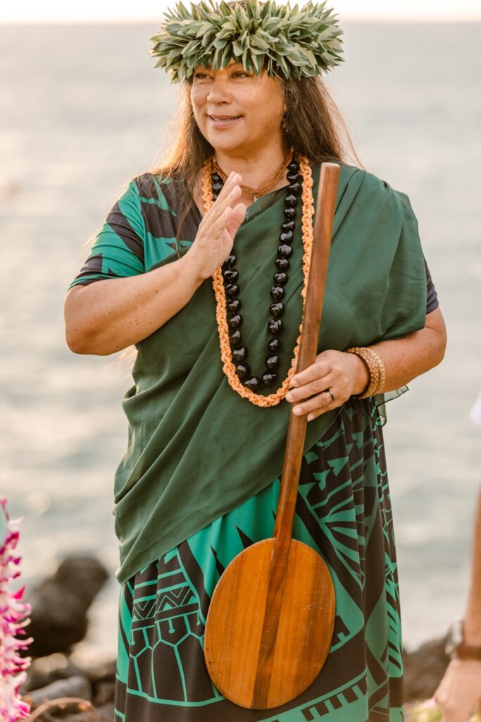 Michaela Larson, big island ceremony officiant