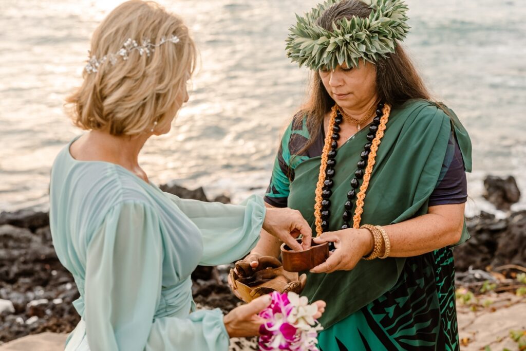 Michaela Larson, big island ceremony officiant