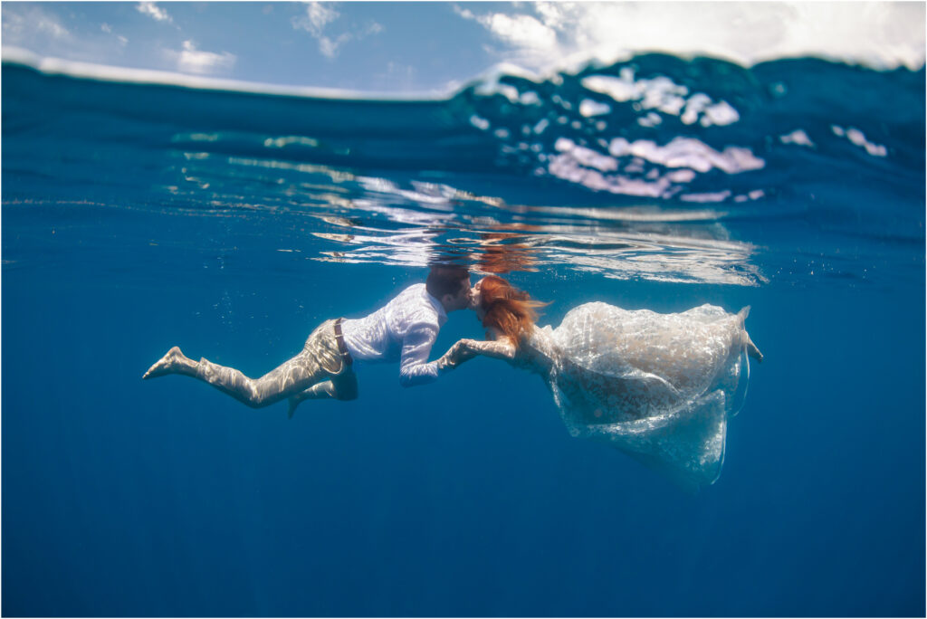 Hawaii Underwater Photography of bride and groom underwater