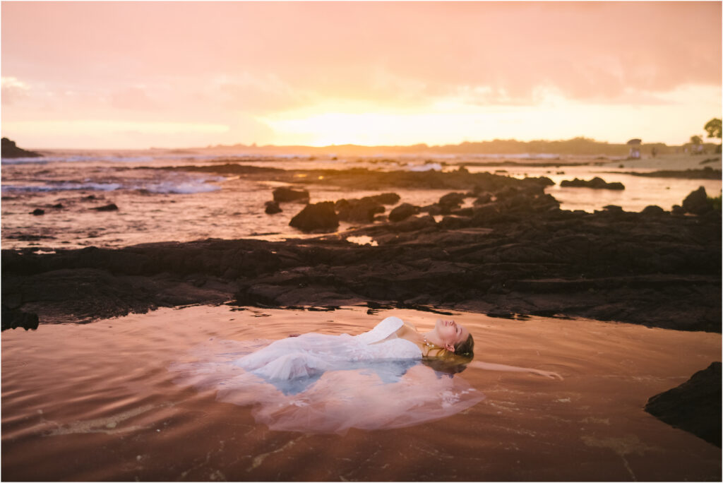 Old Kona Airport Beach plash Session