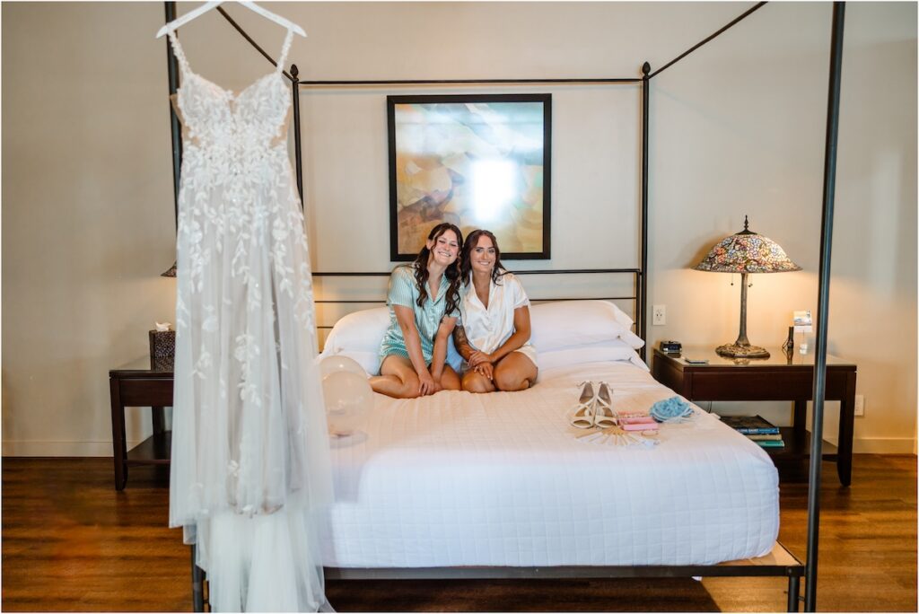 bride getting ready at her Holualoa Inn wedding