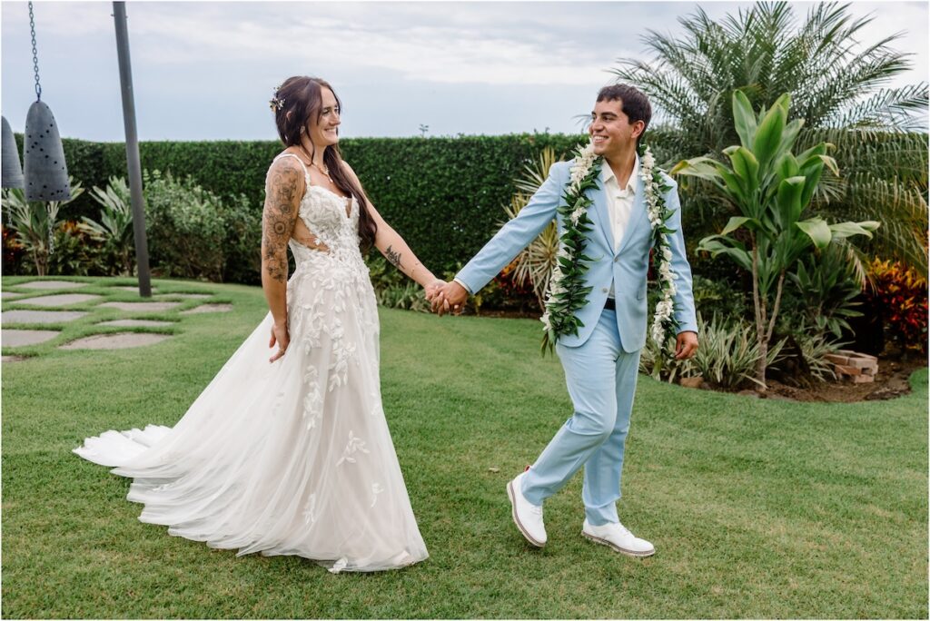 Holualoa Inn Wedding bride and groom portrait