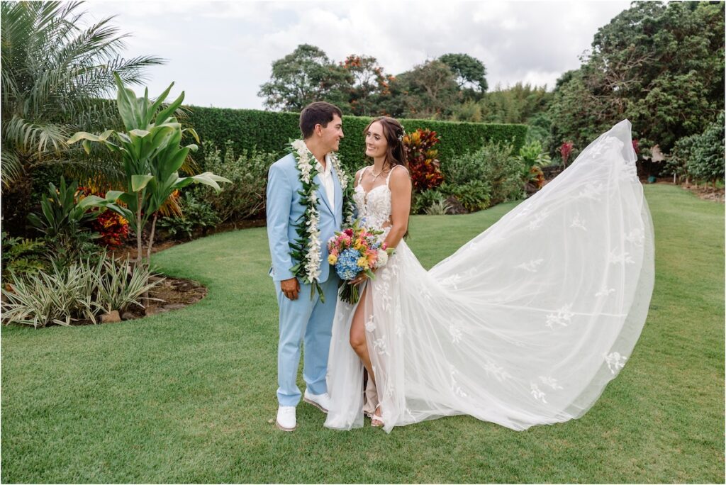 Holualoa Inn Wedding bride and groom portrait